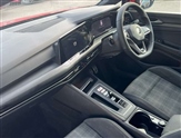 Volkswagen Golf Image 2