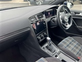 Volkswagen Golf Image 2