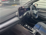 Volkswagen Golf Image 2