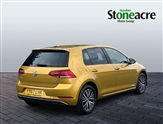 Volkswagen Golf Image 3