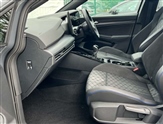 Volkswagen Golf Image 2