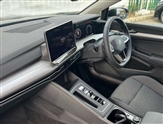 Volkswagen Golf Image 2
