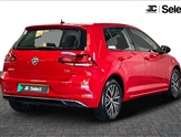 Volkswagen Golf Image 2