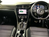 Volkswagen Golf Image 5