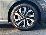 Volkswagen Golf Image 5
