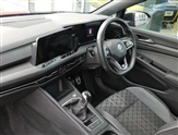 Volkswagen Golf Image 2