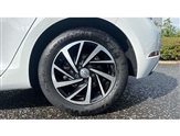 Volkswagen Golf Image 5