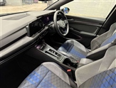 Volkswagen Golf Image 2
