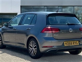 Volkswagen Golf Image 3