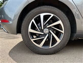 Volkswagen Golf Image 5