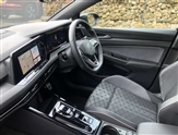 Volkswagen Golf Image 2