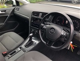 Volkswagen Golf Image 6