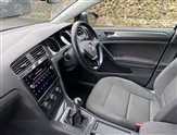 Volkswagen Golf Image 2