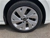 Volkswagen Golf Image 5