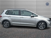 Volkswagen Golf Image 4