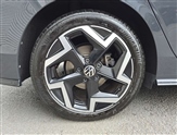 Volkswagen Golf Image 5
