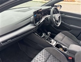 Volkswagen Golf Image 2