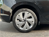 Volkswagen Golf Image 5