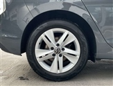 Volkswagen Golf Image 5