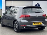 Volkswagen Golf Image 2