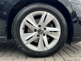 Volkswagen Golf Image 5
