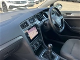 Volkswagen Golf Image 2