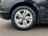Volkswagen Golf Image 5