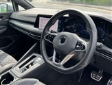Volkswagen Golf Image 6