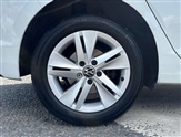 Volkswagen Golf Image 5