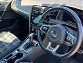 Volkswagen Golf Image 6