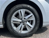 Volkswagen Golf Image 5
