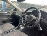Volkswagen Golf Image 6