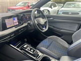 Volkswagen Golf Image 2