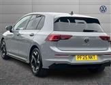 Volkswagen Golf Image 3