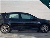 Volkswagen Golf Image 2