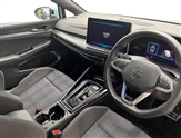Volkswagen Golf Image 6