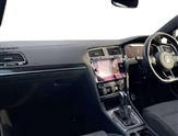 Volkswagen Golf Image 2