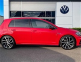 Volkswagen Golf Image 4