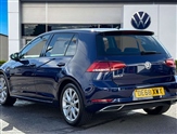 Volkswagen Golf Image 2