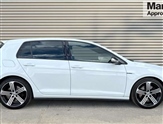 Volkswagen Golf Image 2