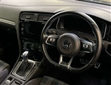 Volkswagen Golf Image 6