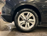 Volkswagen Golf Image 5