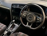 Volkswagen Golf Image 6