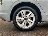 Volkswagen Golf Image 5