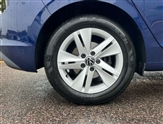 Volkswagen Golf Image 5