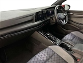Volkswagen Golf Image 2