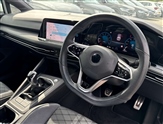 Volkswagen Golf Image 6