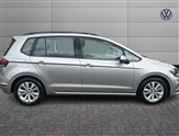 Volkswagen Golf Image 4
