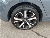 Volkswagen Golf Image 5