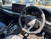 Volkswagen Golf Image 6